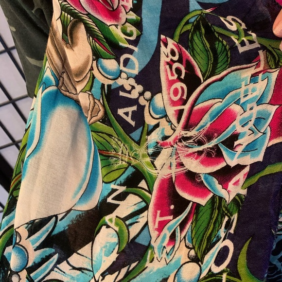 Designer Scarf - Picture 5 of 7